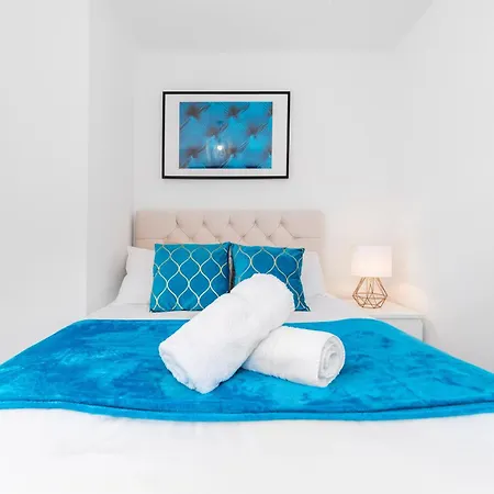 Spacious 2 Bedroom - Parking - Netflix - Wifi - 6cw Διαμέρισμα Μπέρμιγχαμ
